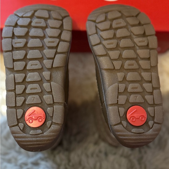 See Kai Run, snow boot (size 7 toddler) - Picture 3 of 4